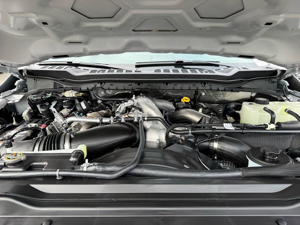 New 2026 Ford F550 4x4 Supercab Super Duty image 8