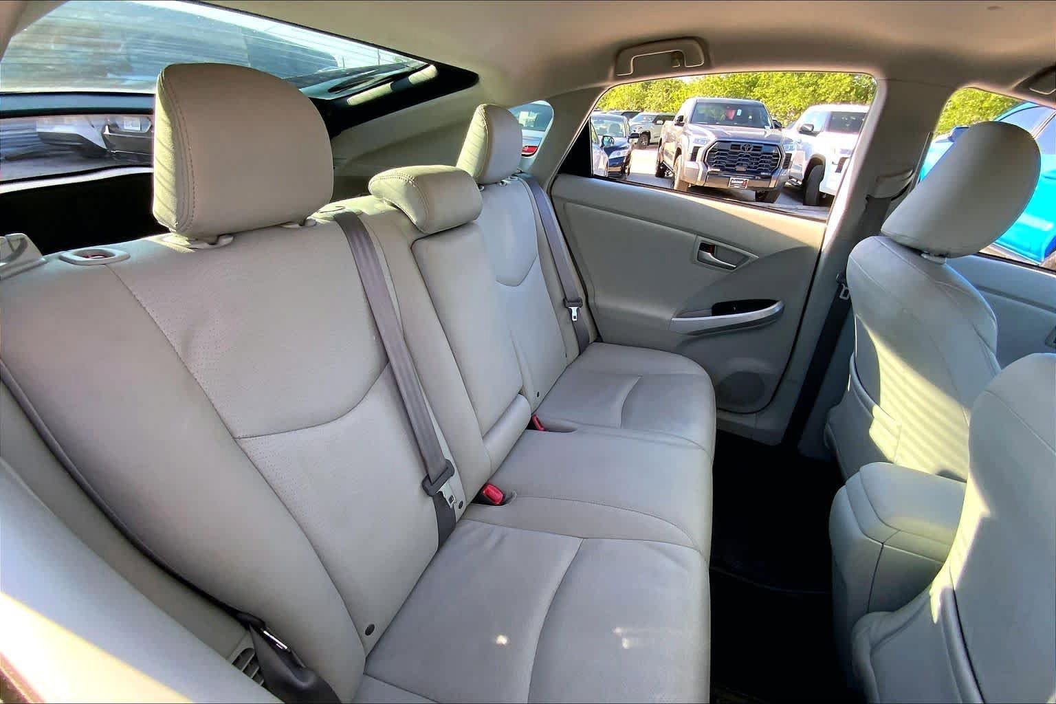 Used 2014 Toyota Prius Three FWD image 19