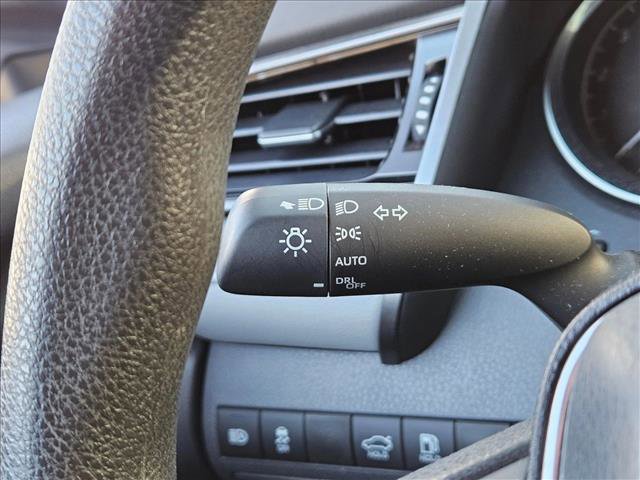 Used 2020 Toyota Camry LE image 16