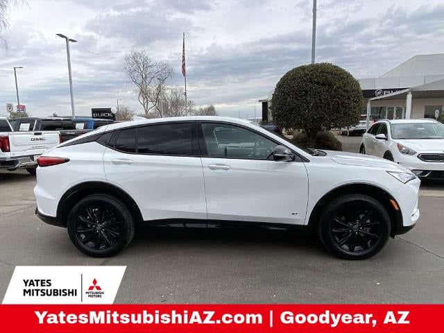 Used 2025 Buick Envista Sport Touring w/ Convenience I Package image 2