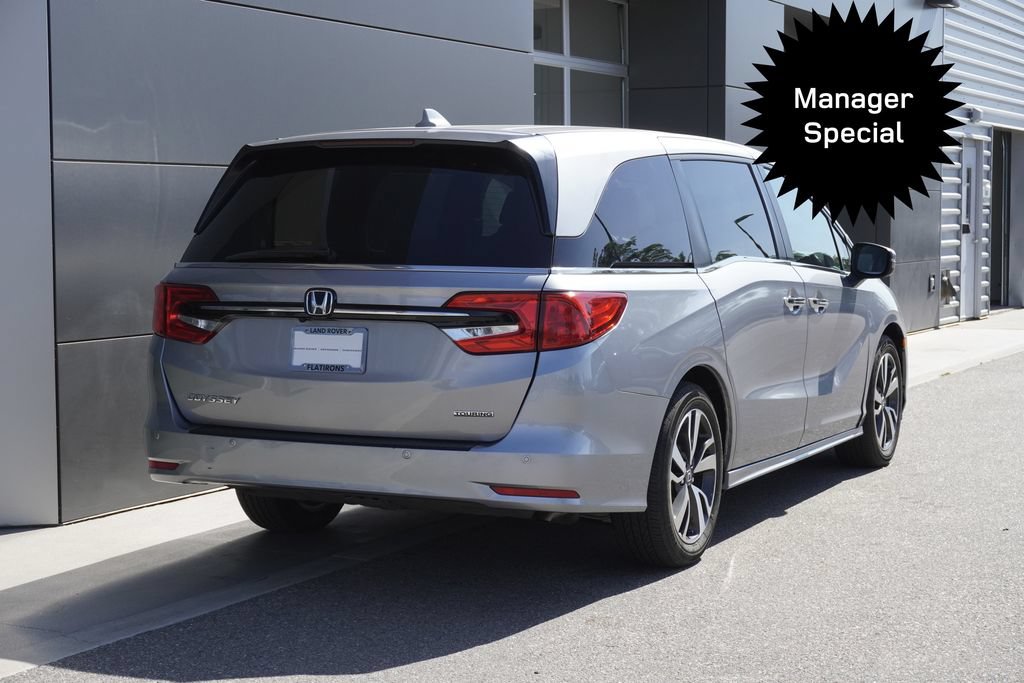 Used 2023 Honda Odyssey Touring image 2