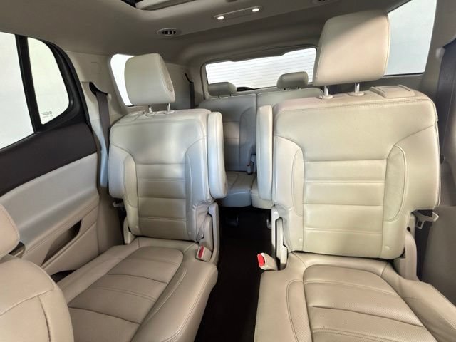 Used 2018 GMC Acadia Denali w/ Technology Package AWD/4WD image 25