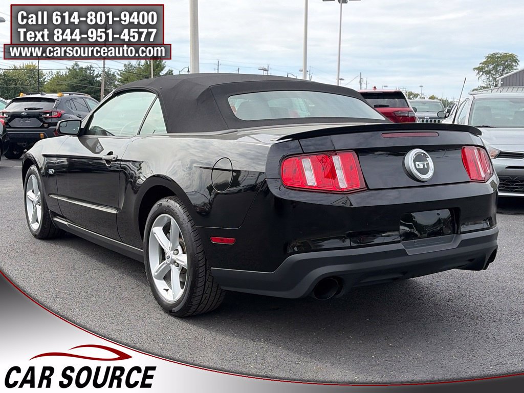Used 2012 Ford Mustang GT Premium w/ HID Headlamps & Security Pkg RWD image 7