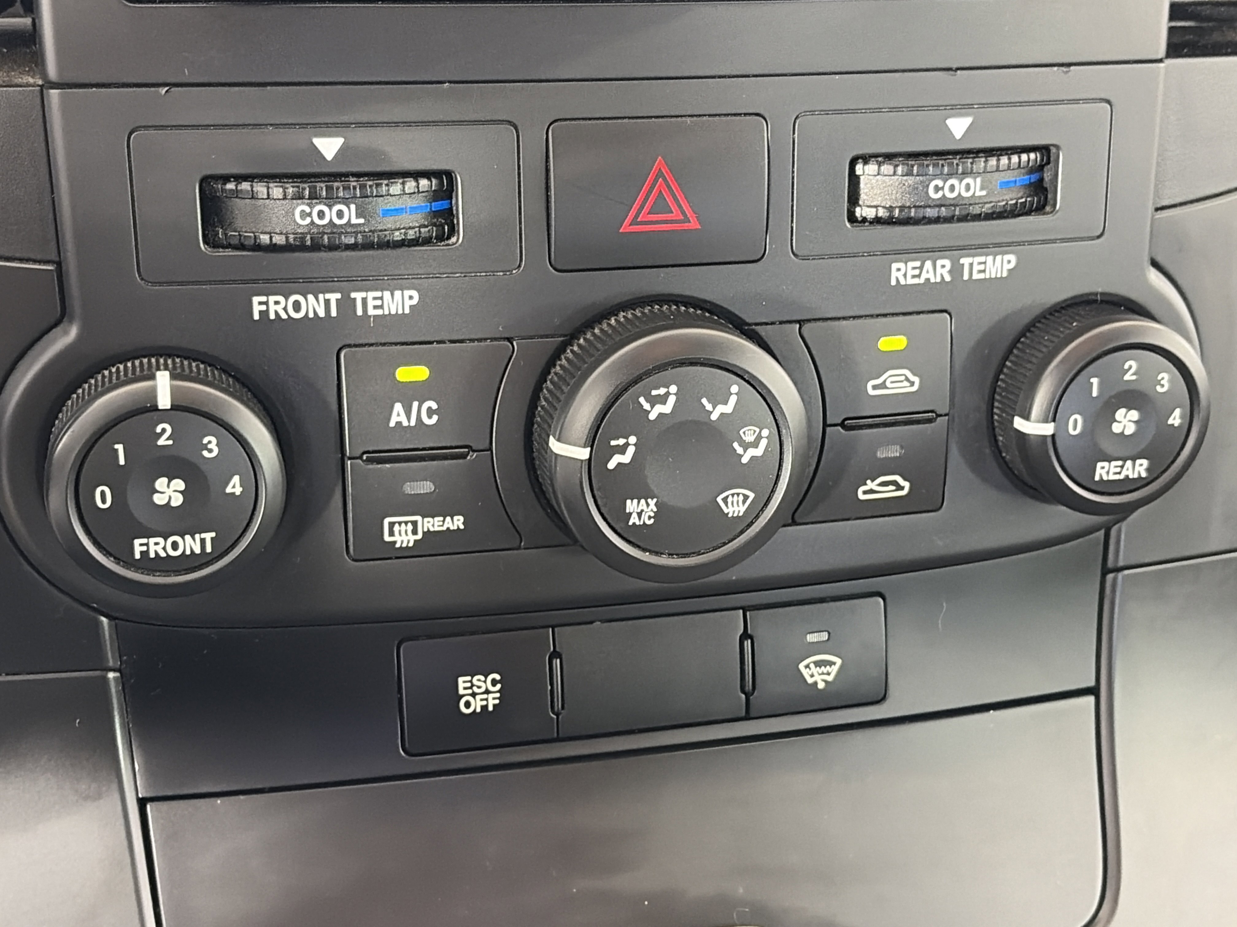 Used 2012 Kia Sedona LX w/ PWR Pkg image 19