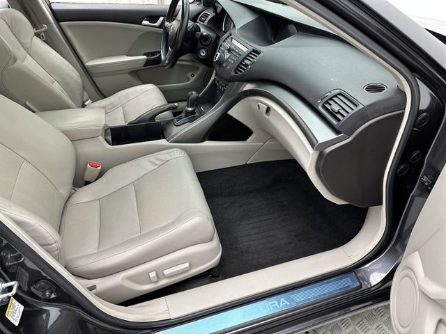 Used 2011 Acura TSX V6 Sedan FWD image 25
