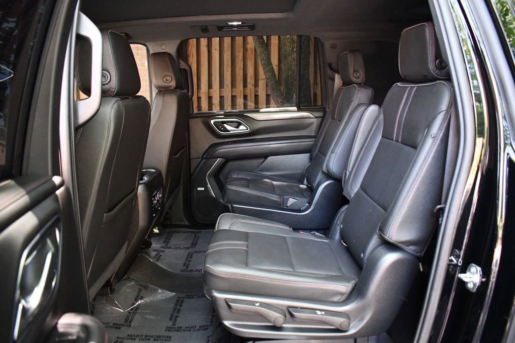 Used 2022 Chevrolet Suburban RST w/ Sport Performance Package image 47