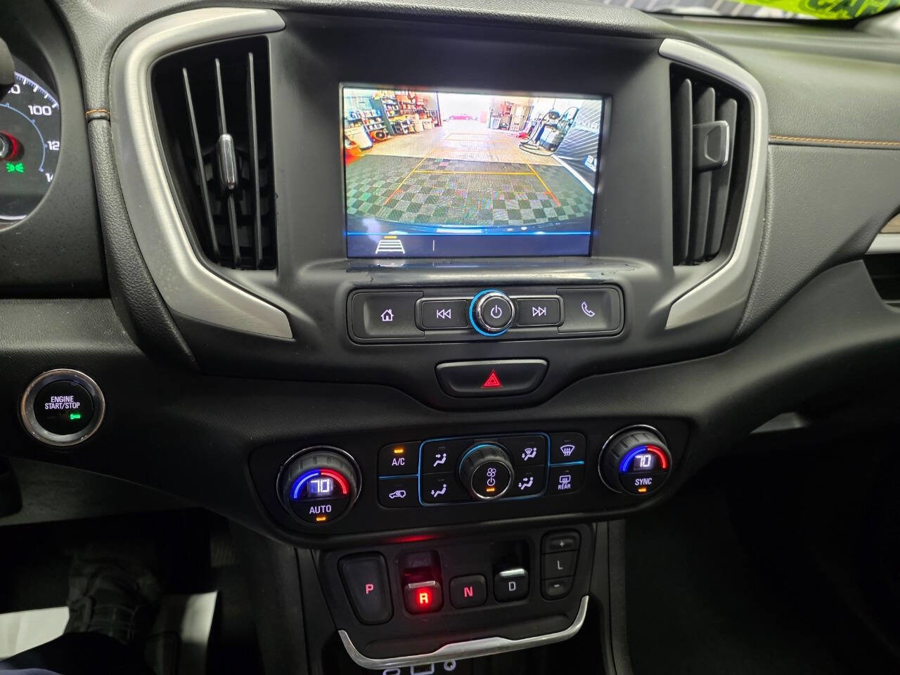 Used 2018 GMC Terrain SLE w/ Driver Convenience Package image 23