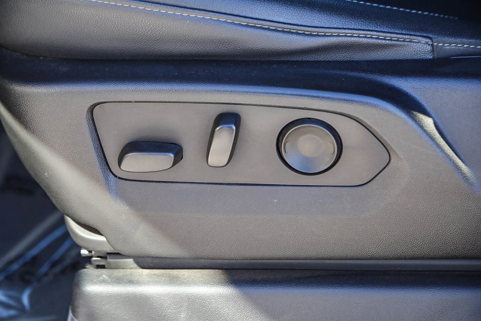 Used 2022 GMC Sierra 1500 SLT image 19