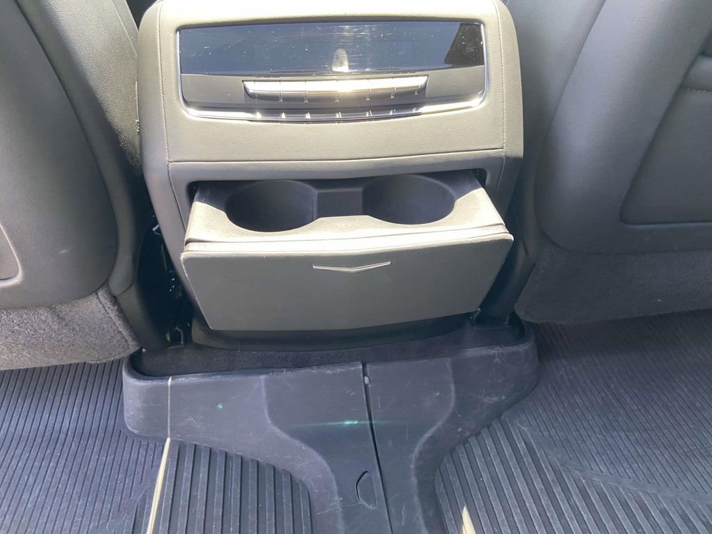 Used 2025 Cadillac Escalade Sport AWD/4WD image 15