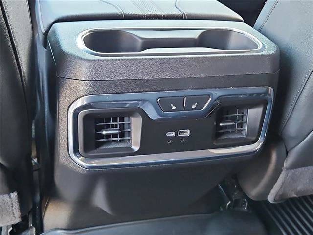 Used 2024 Chevrolet Silverado 2500 High Country w/ High Country Premium Package AWD/4WD image 16
