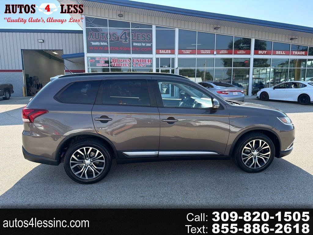 Used 2016 Mitsubishi Outlander SE FWD image 1