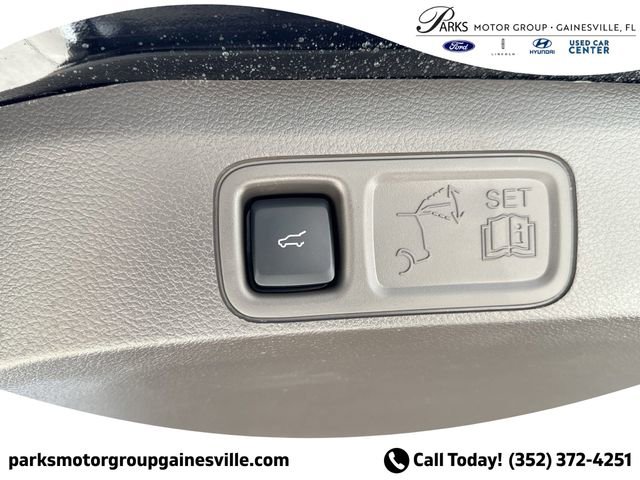 New 2024 Lincoln Navigator L Reserve AWD/4WD image 9