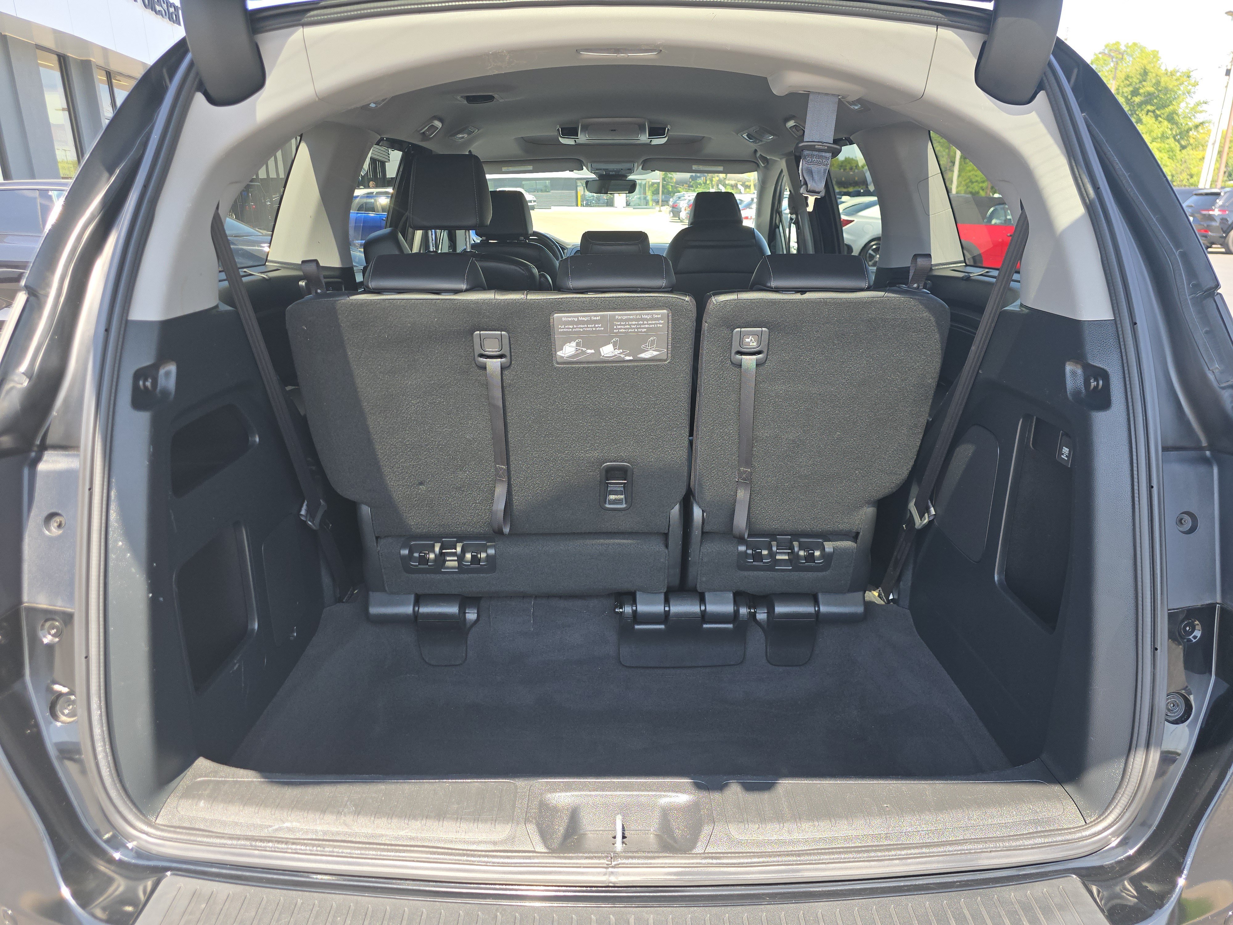 Used 2024 Honda Odyssey Touring image 17