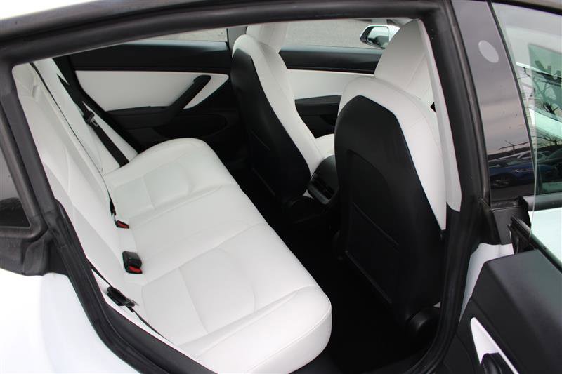 Used 2021 Tesla Model 3 Standard Range Plus image 13