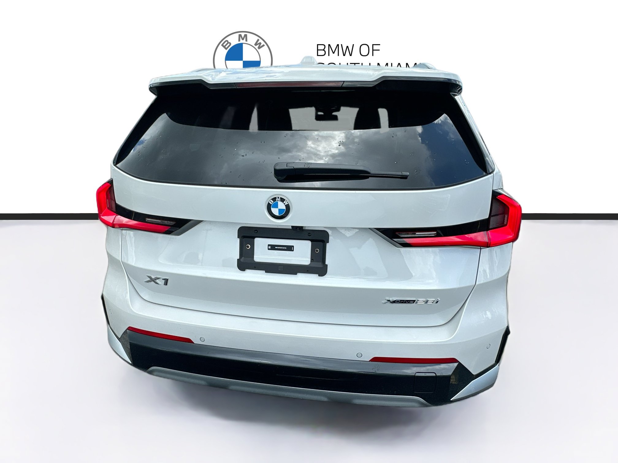 New 2026 BMW X1 xDrive28i w/ Convenience Package AWD/4WD image 5