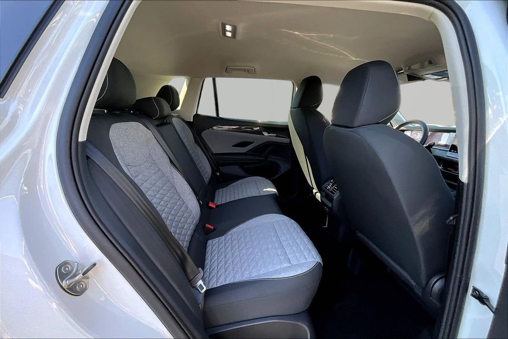 New 2026 Volkswagen Tiguan S image 21