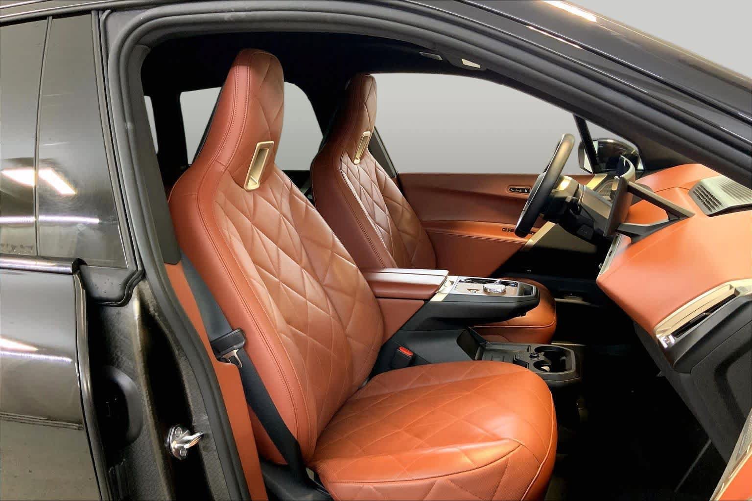 Used 2024 BMW iX M60 AWD/4WD image 8
