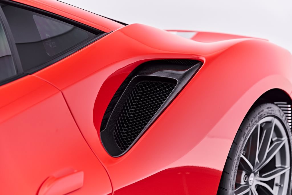 Used 2020 Ferrari 488 Pista Coupe RWD image 37