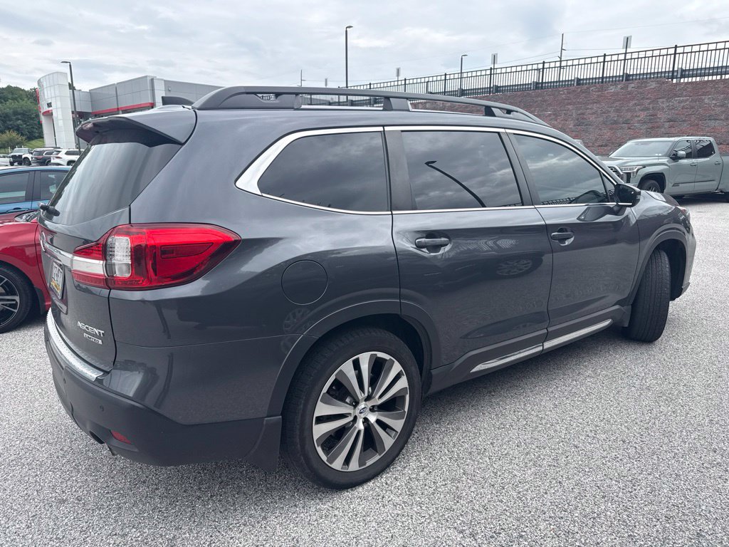 Used 2021 Subaru Ascent Limited w/ Technology Package AWD/4WD image 4