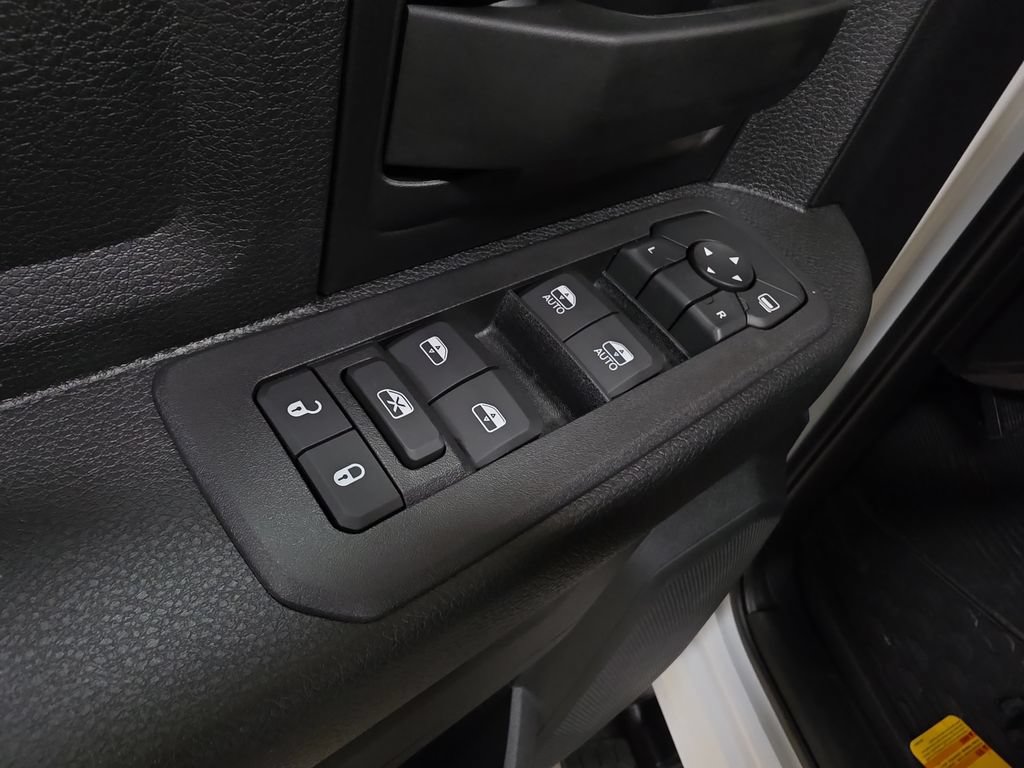 New 2026 RAM 3500 Tradesman AWD/4WD image 10
