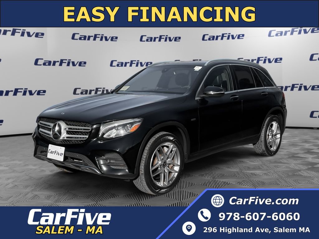 Used 2019 Mercedes-Benz GLC 350e 4MATIC image 1
