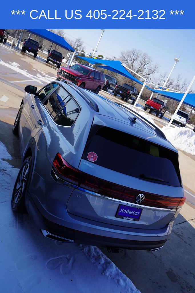 Used 2025 Volkswagen Atlas SE image 13