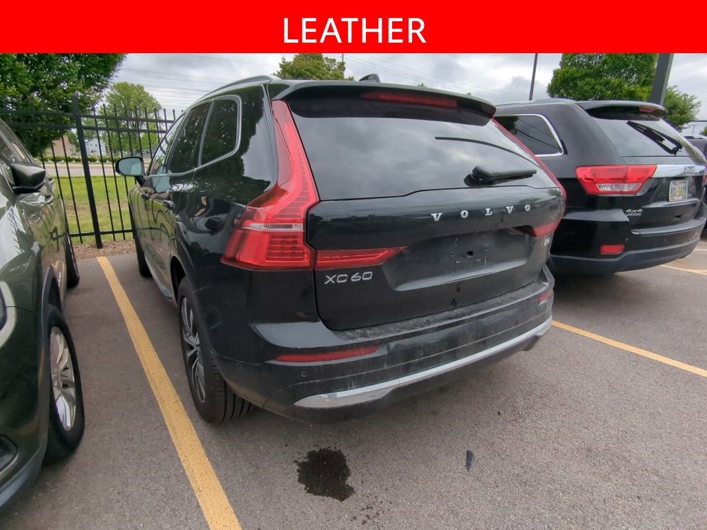 Used 2023 Volvo XC60 B5 Plus FWD image 4