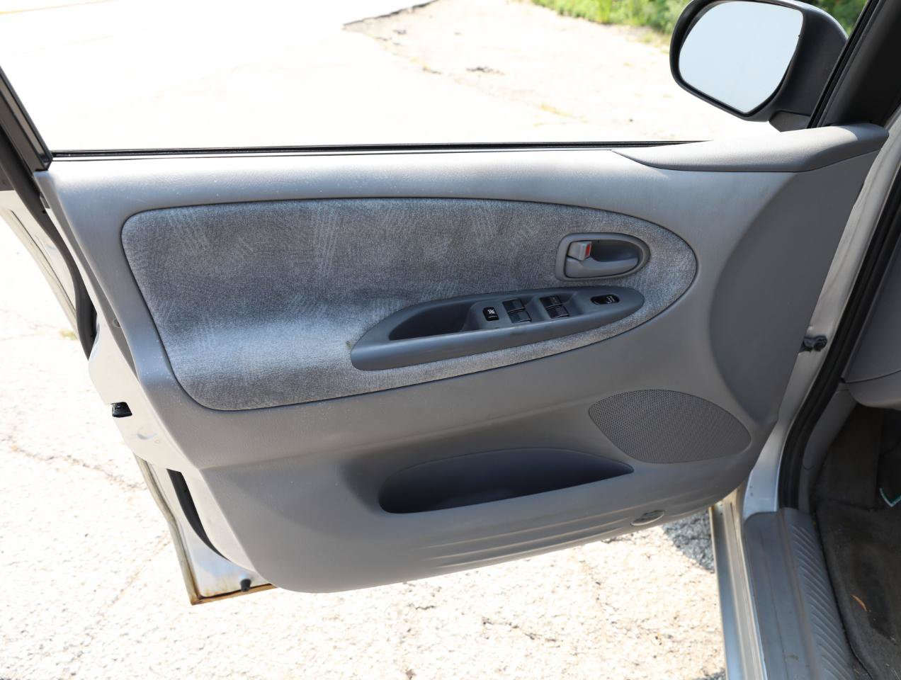 Used 2003 MAZDA MPV LX-SV FWD image 15