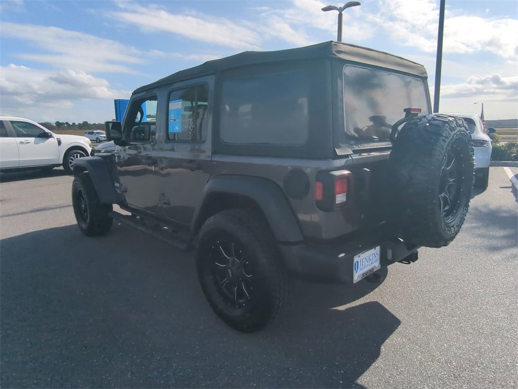 Used 2018 Jeep Wrangler Unlimited Sport image 6