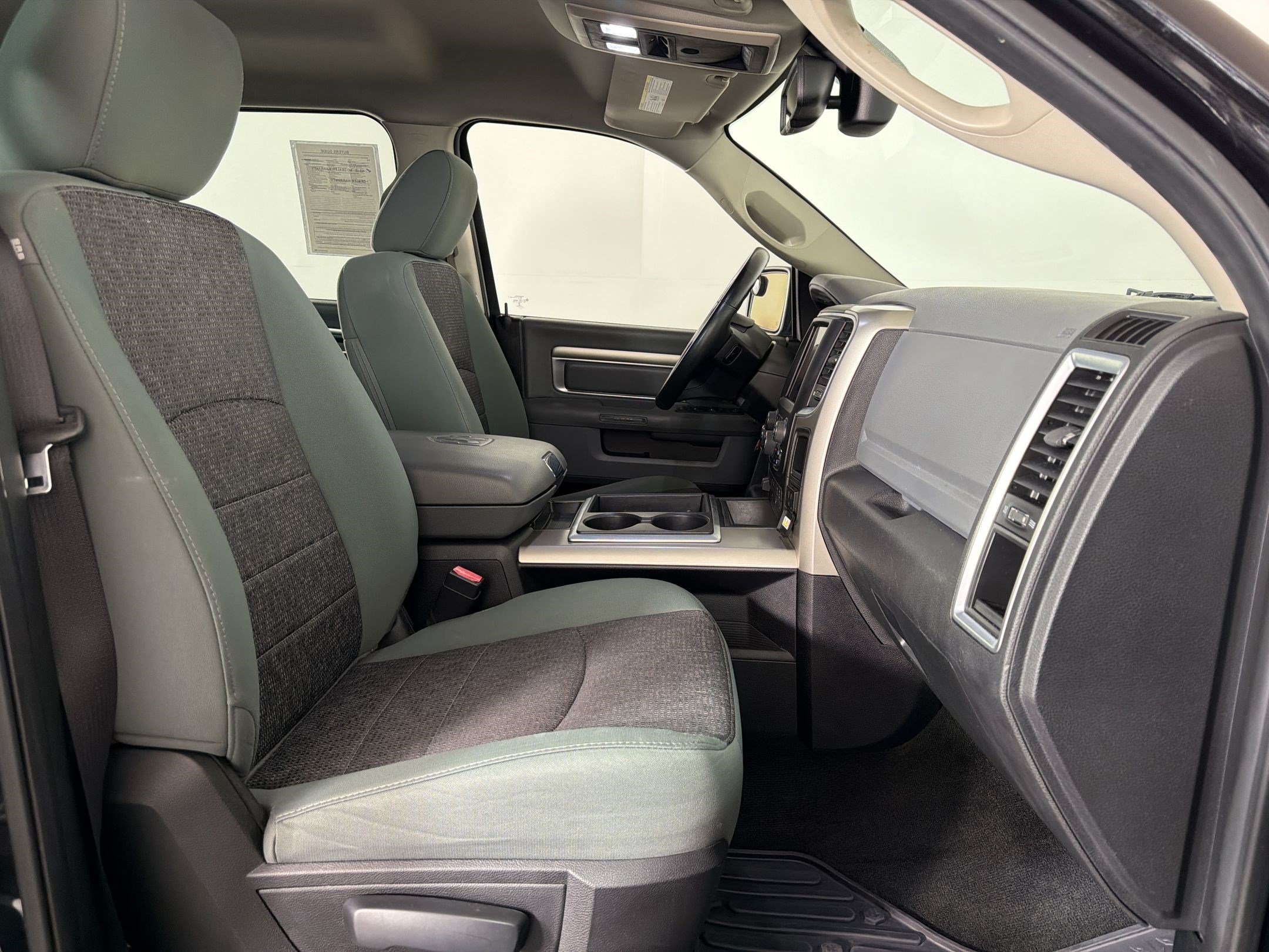 Used 2015 RAM 1500 Outdoorsman RWD image 21