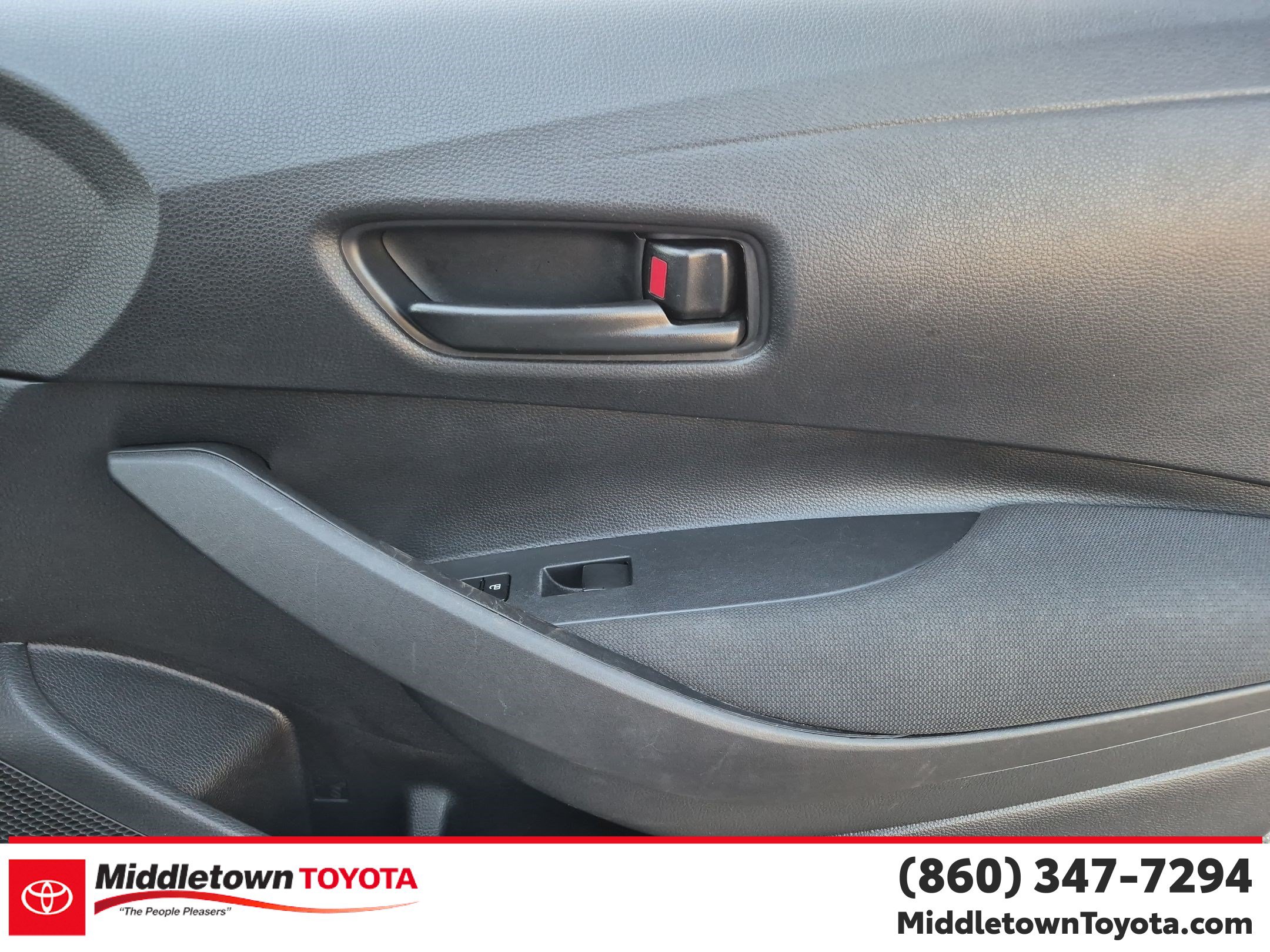 Certified 2025 Toyota Corolla LE FWD image 35