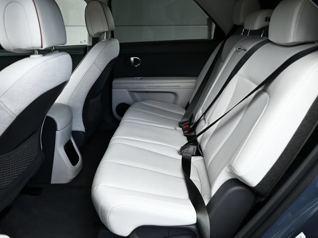 Used 2023 Hyundai Ioniq 5 Limited AWD/4WD image 27