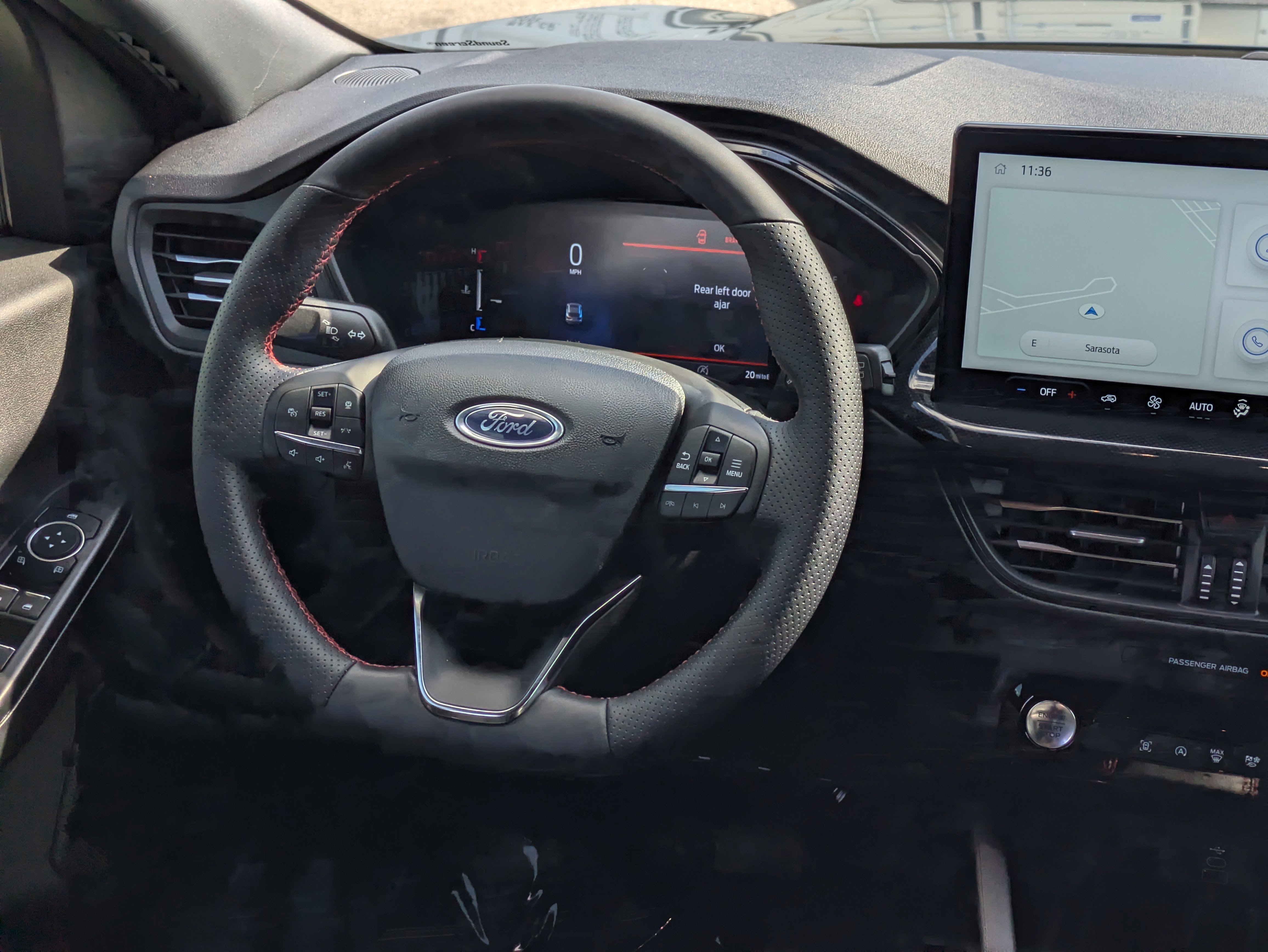 New 2026 Ford Escape ST-Line w/ Tech Pack #1 image 17