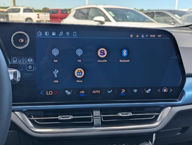 New 2026 Chevrolet Equinox EV LT FWD image 18