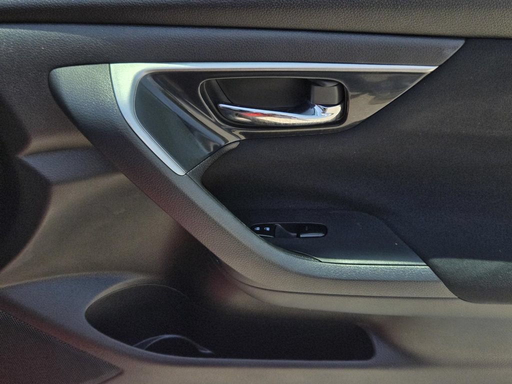 Used 2014 Nissan Altima 2.5 FWD image 8