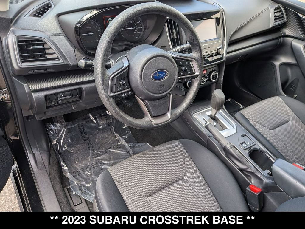 Used 2023 Subaru Crosstrek 2.0i AWD/4WD image 2