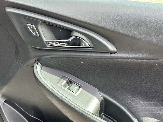 Used 2024 Chevrolet Malibu LT image 9