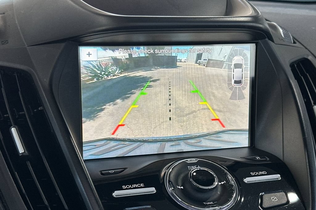 Used 2019 Ford Escape Titanium AWD/4WD image 20