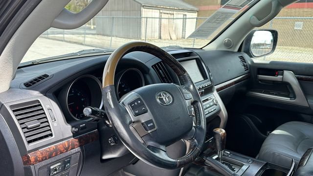 Used 2008 Toyota Land Cruiser image 11