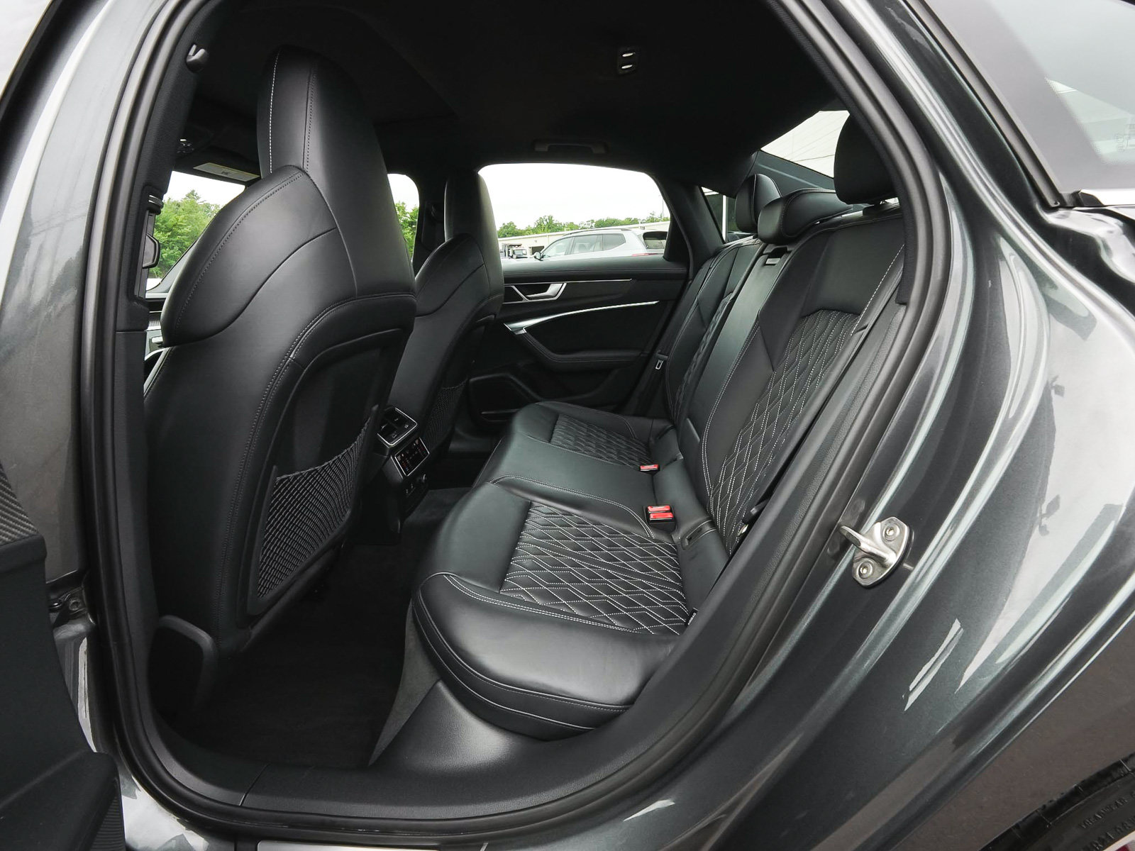 Used 2022 Audi S6 Premium Plus AWD/4WD image 35