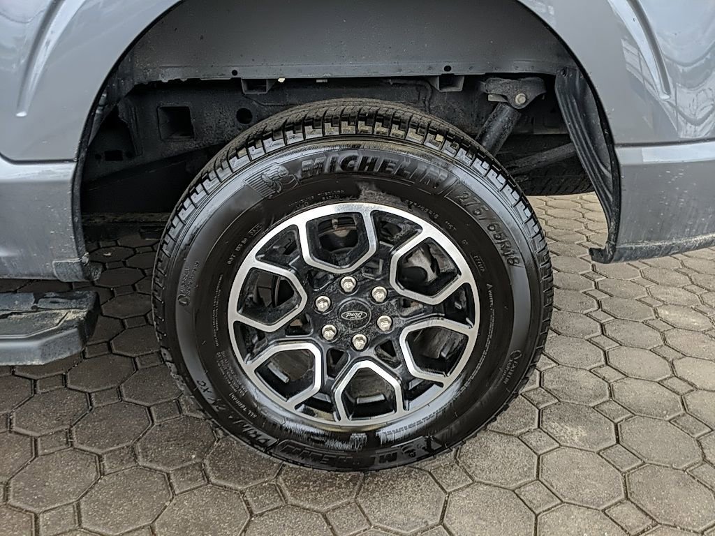 Used 2021 Ford F150 Lariat w/ Equipment Group 502A High image 9