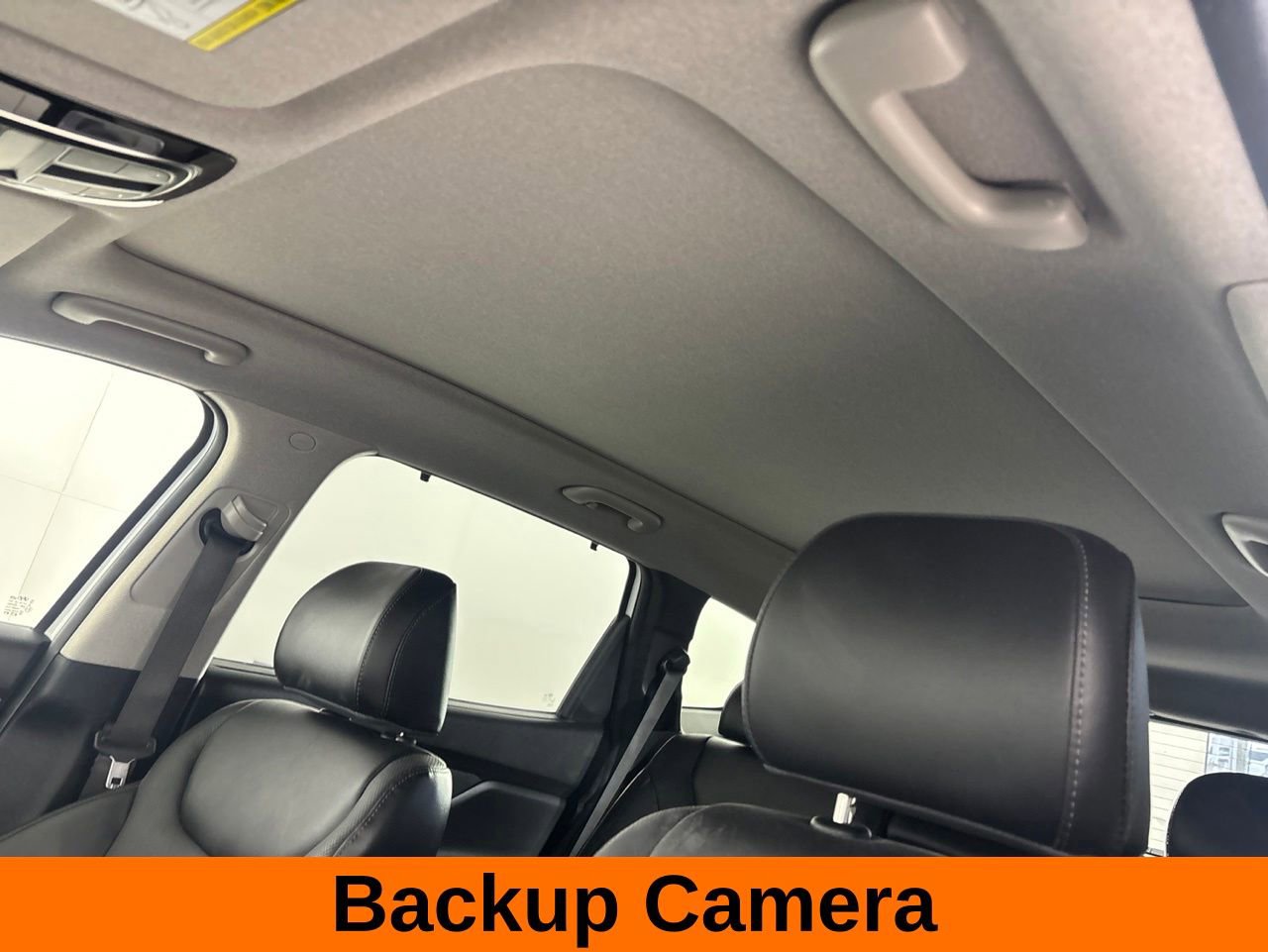 Used 2023 Hyundai Santa Fe Limited AWD/4WD image 10