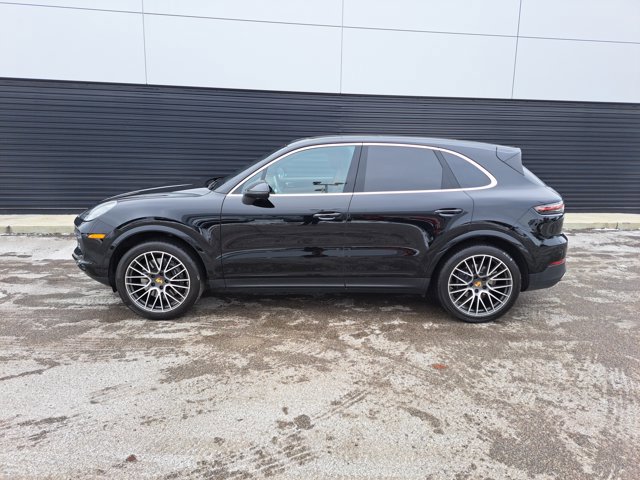 Certified 2021 Porsche Cayenne image 2