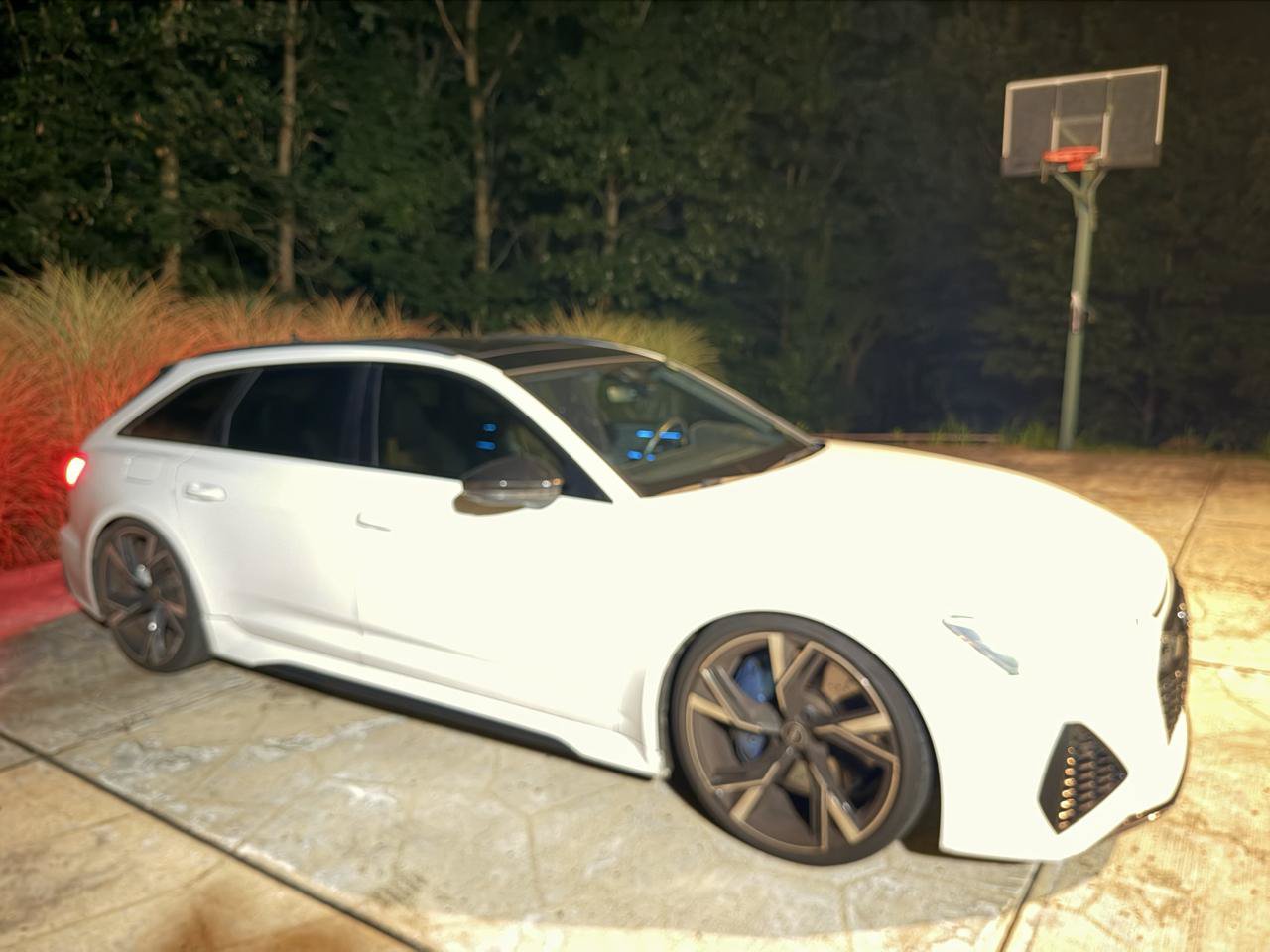 Used 2021 Audi RS 6 AWD/4WD image 9