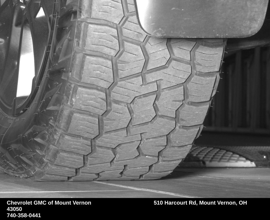 Used 2024 Toyota Tundra Platinum w/ TRD Off-Road Package image 10