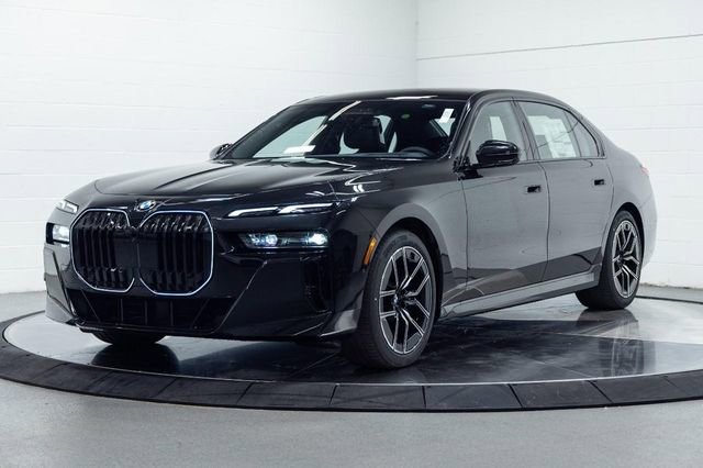 New 2026 BMW 740i xDrive image 8