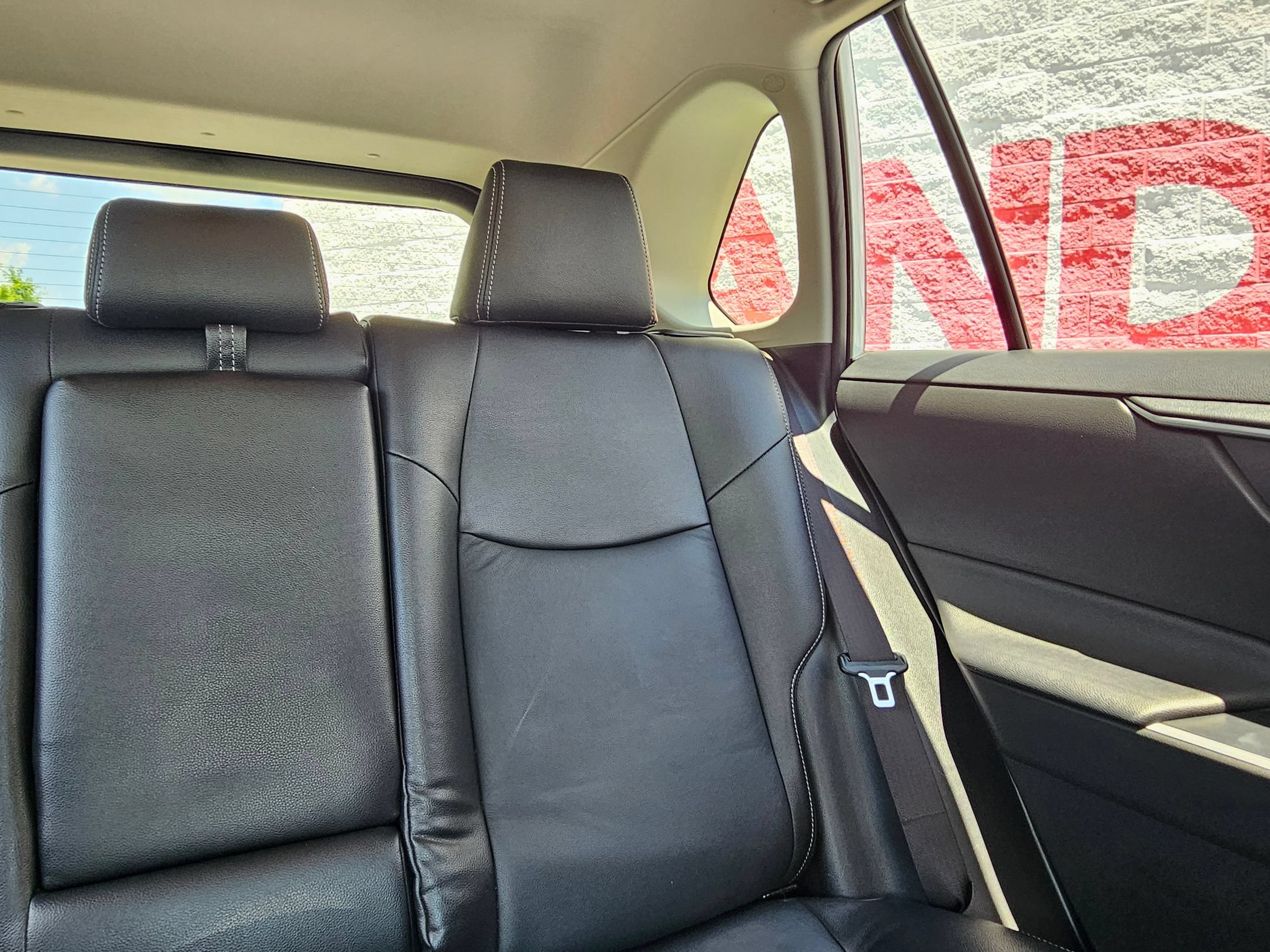 Used 2021 Toyota RAV4 XLE FWD image 27
