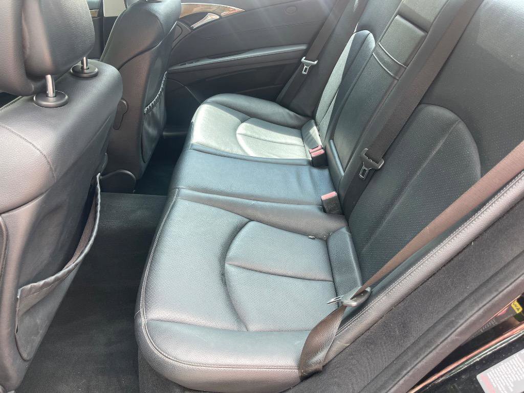 Used 2008 Mercedes-Benz E 350 Sedan image 33