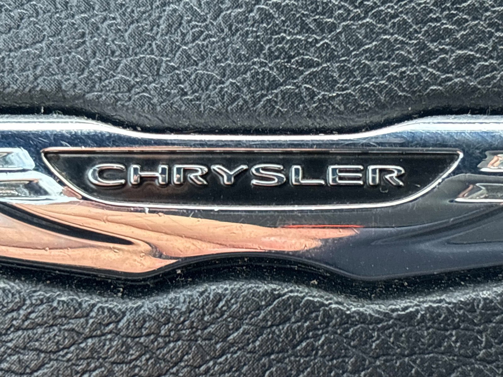 Used 2012 Chrysler 200 S image 33