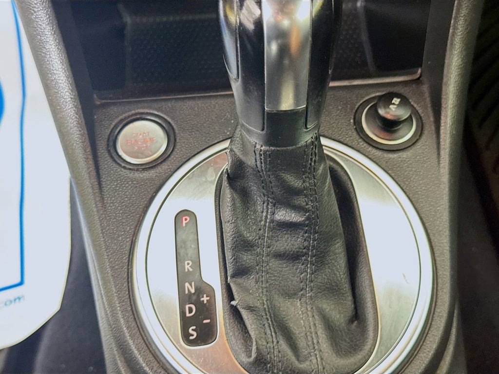 Used 2013 Volkswagen Beetle 2.5 FWD image 19